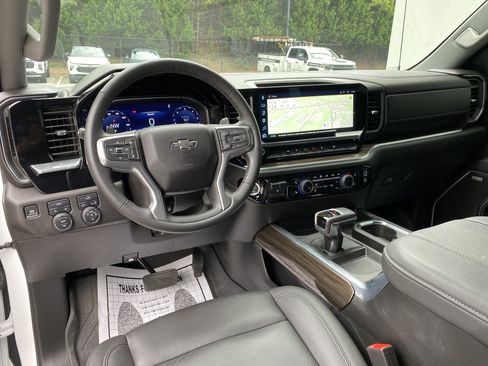 Used 2024 Chevrolet Silverado 1500 RST w/ Redline Edition AWD/4WD image 35