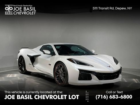 Used 2023 Chevrolet Corvette Z06 RWD image 1