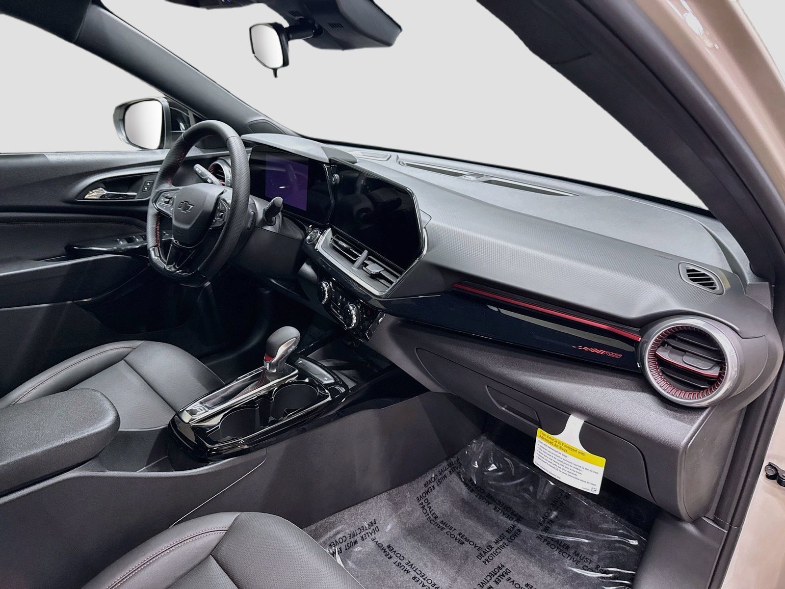 New 2026 Chevrolet Trax RS w/ Sunroof Package FWD image 32