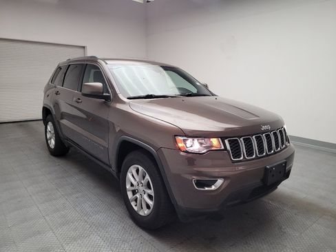 Used 2021 Jeep Grand Cherokee Laredo RWD image 13