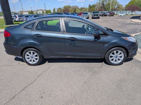 Used 2011 Ford Fiesta SE w/ 203A Rapid Spec Order Code FWD image 10