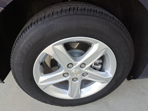 Used 2025 Chevrolet Malibu LS FWD image 18