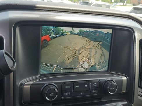 Used 2018 Chevrolet Silverado 1500 LT w/ All Star Edition AWD/4WD image 29