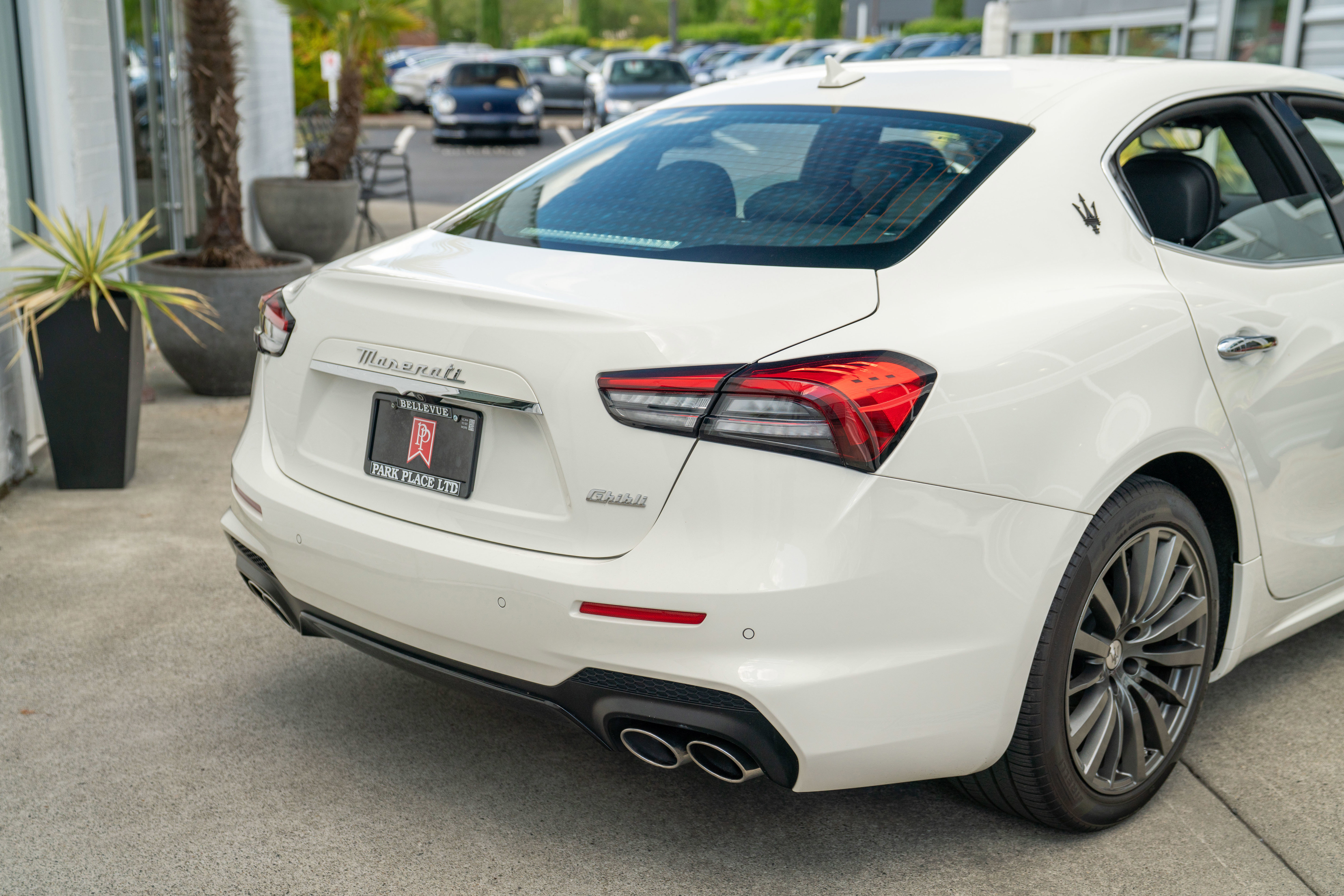 Used 2022 Maserati Ghibli Modena RWD image 7