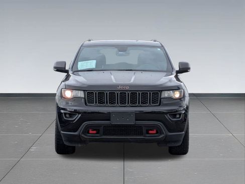 Used 2018 Jeep Grand Cherokee Trailhawk AWD/4WD image 8