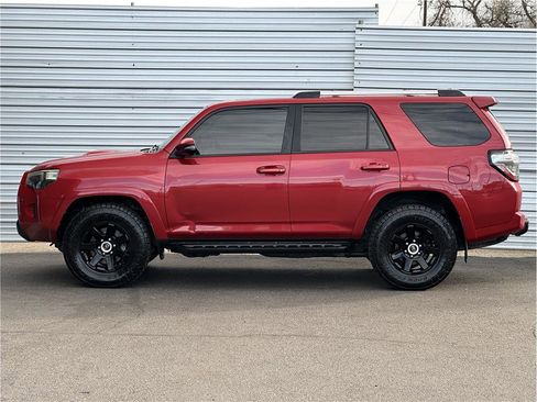 Used 2016 Toyota 4Runner Trail Premium image 13