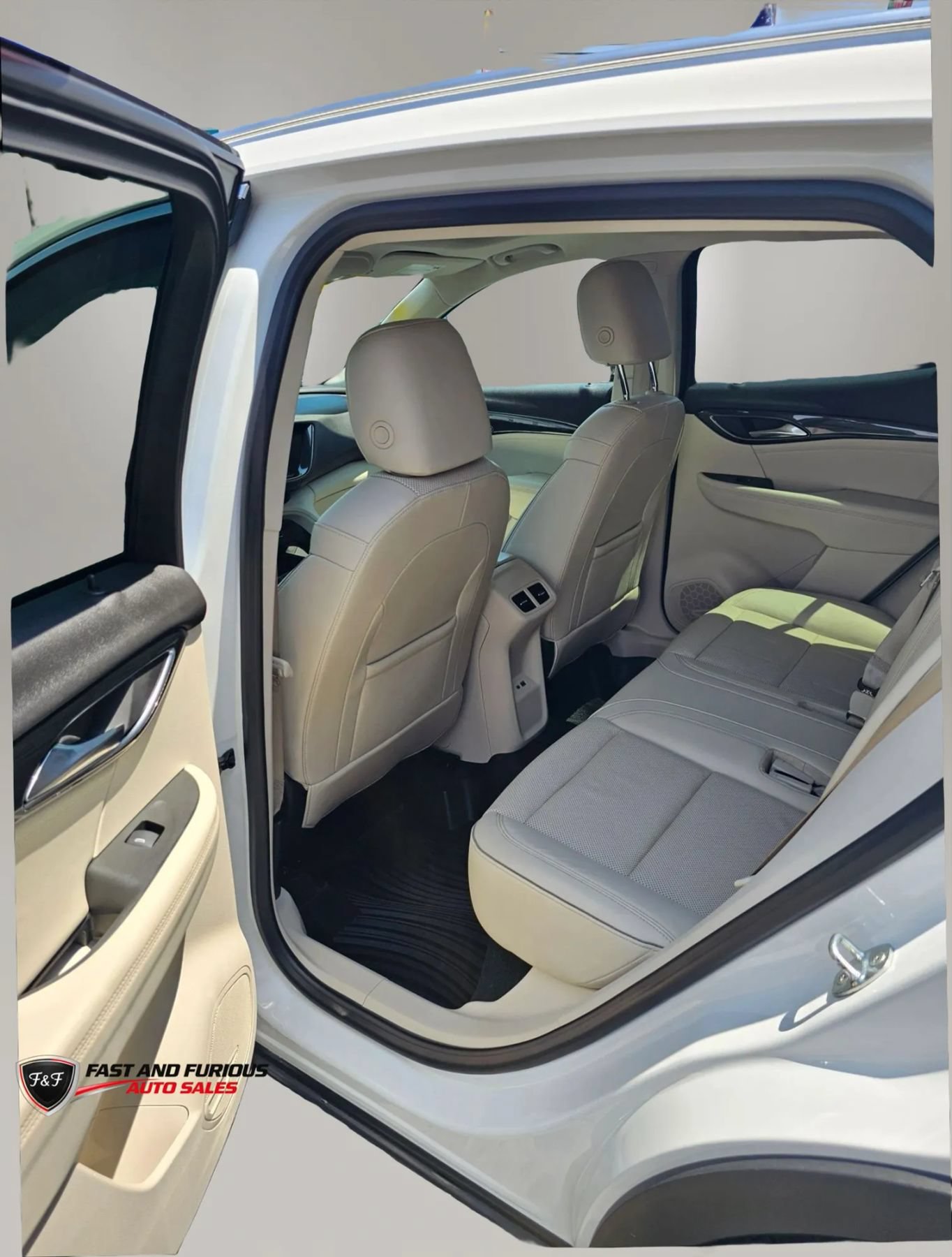 Used 2021 Buick Envision Essence AWD/4WD image 7