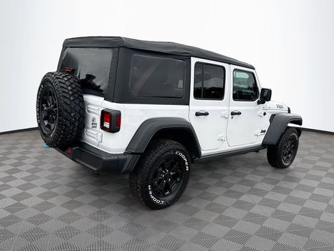 Used 2023 Jeep Wrangler Unlimited w/ Cold Weather Group image 6