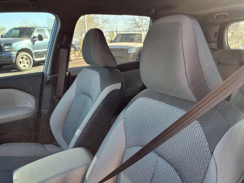 Used 2026 Subaru Forester Premium AWD/4WD image 18