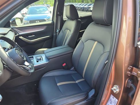 New 2025 MAZDA CX-70 3.3 Turbo w/ Premium Plus Pkg image 19