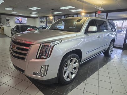Used 2017 Cadillac Escalade ESV Premium Luxury