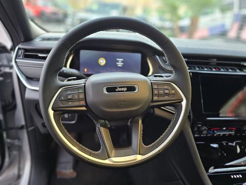 New 2026 Jeep Grand Cherokee Laredo RWD image 23