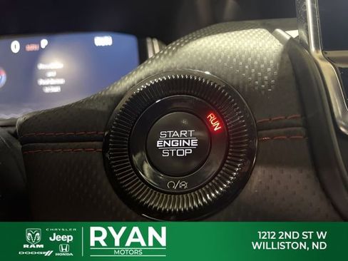Used 2023 Jeep Compass Trailhawk w/ Trailhawk Elite Group AWD/4WD image 32