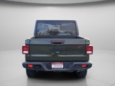 Used 2023 Jeep Gladiator Sport AWD/4WD image 21