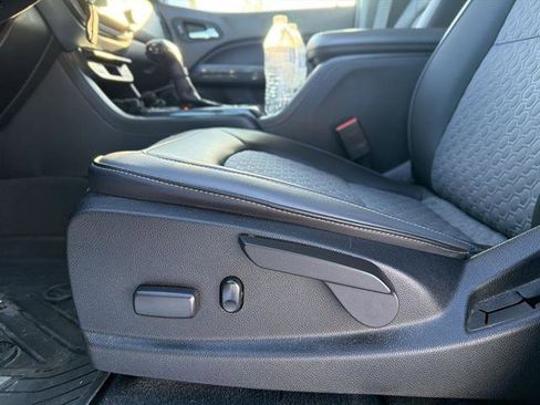 Used 2021 Chevrolet Colorado Z71 w/ Safety Package image 37