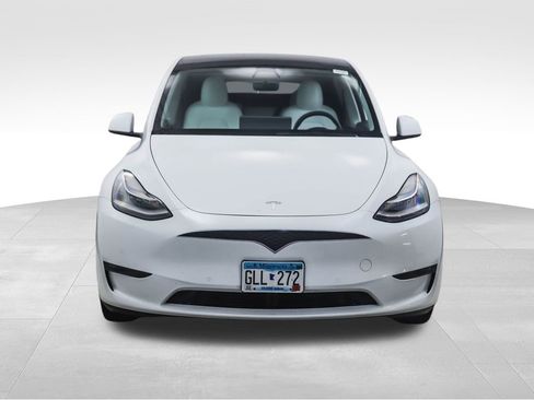 Used 2021 Tesla Model Y Long Range image 8
