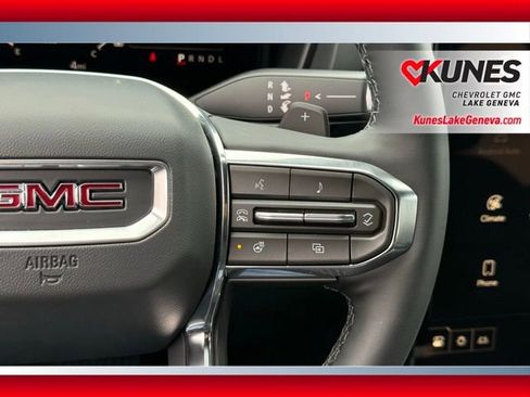 New 2026 GMC Terrain Elevation w/ Elevation Premium Package AWD/4WD image 40