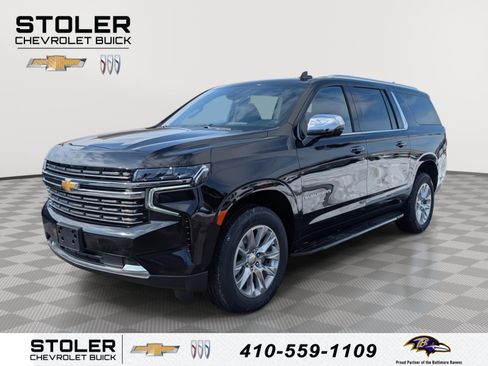 Used 2024 Chevrolet Suburban Premier image 1