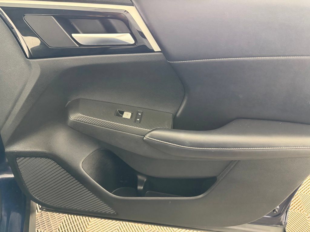 Used 2023 Mitsubishi Outlander SE AWD/4WD image 20