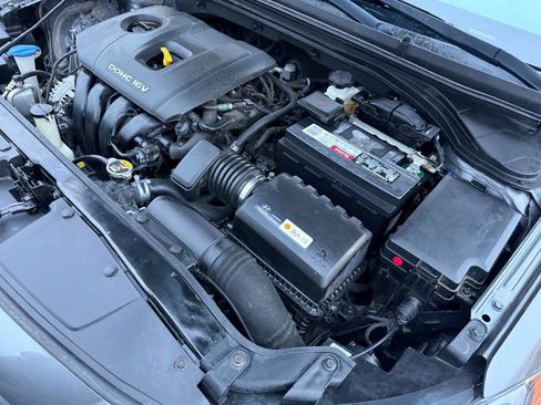 Used 2018 Hyundai Elantra SE w/ Cargo Package image 34