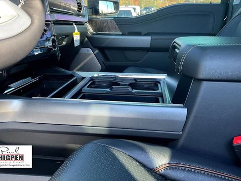 New 2025 Ford F350 Lariat w/ Lariat Ultimate Package image 24