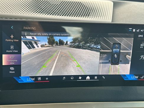 Certified 2024 BMW iX xDrive50 w/ Sport Package AWD/4WD image 25