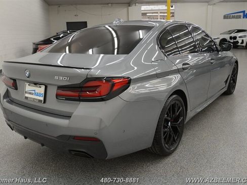 Used 2023 BMW 530i w/ M Sport Package RWD image 9