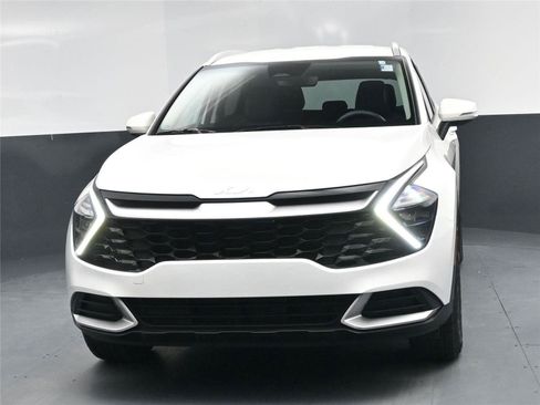 Used 2023 Kia Sportage EX image 19