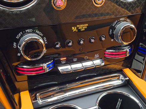 New 2027 Rolls-Royce Cullinan Black Badge AWD/4WD image 38