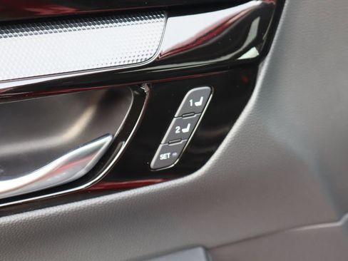 Used 2024 Honda CR-V Sport Touring image 8