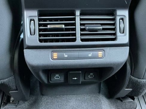 Used 2024 Land Rover Range Rover Evoque Dynamic SE AWD/4WD image 18