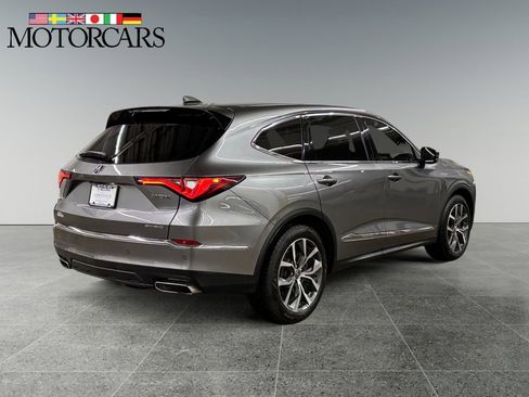 Used 2022 Acura MDX SH-AWD w/ Technology Package image 3