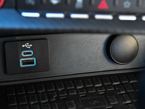 Used 2024 Ford Mustang Premium image 26