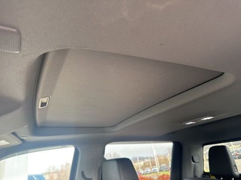 Used 2022 Chevrolet Silverado 2500 LTZ w/ LTZ Plus Package image 9