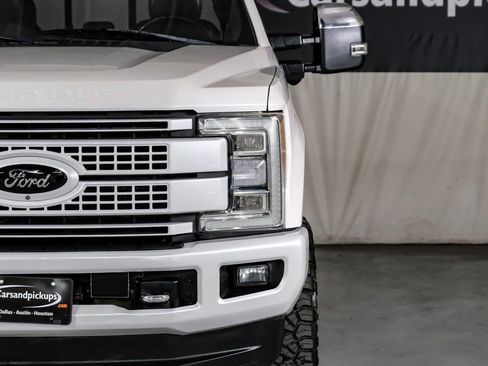 Used 2019 Ford F250 Platinum w/ Platinum Ultimate Package image 40