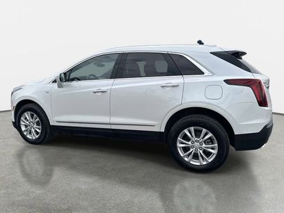 New 2025 Cadillac XT5 Luxury