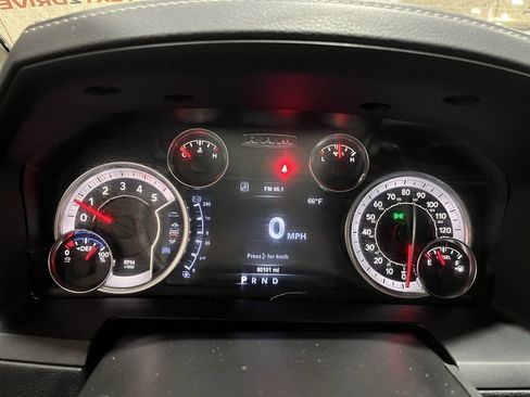 Used 2017 RAM 3500 Laramie image 34