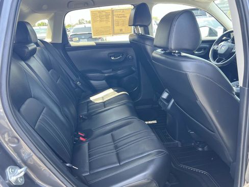 Certified 2024 Honda HR-V EX-L image 32