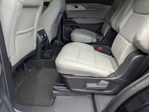 New 2026 Ford Explorer Active image 26