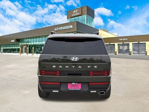 Used 2025 Hyundai Santa Fe SEL image 7