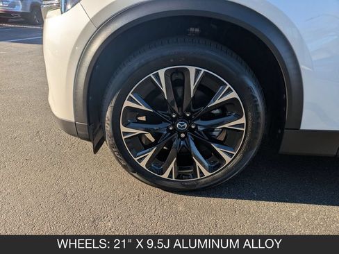 Used 2024 MAZDA CX-90 Plug-In Hybrid w/ Premium Pkg AWD/4WD image 11