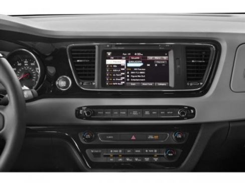 Used 2015 Kia Sedona SX image 13