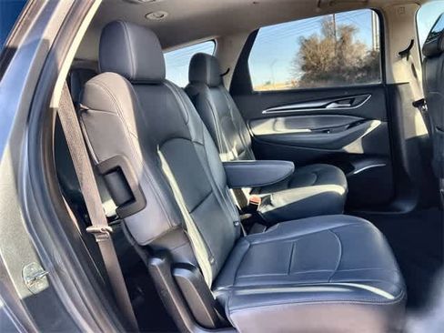 Used 2019 Buick Enclave Essence image 14