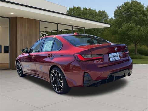 New 2026 BMW 330i Sedan w/ M Sport Package image 7