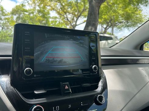 Used 2022 Toyota Corolla LE FWD image 24