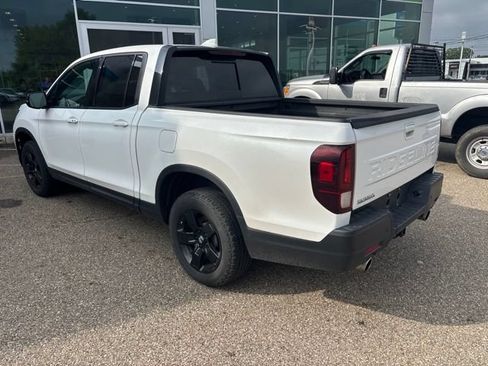 Used 2024 Honda Ridgeline Black Edition image 4
