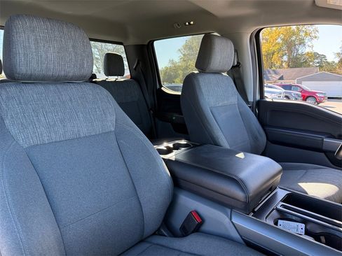 Certified 2022 Ford F150 XLT w/ Equipment Group 302A High image 16