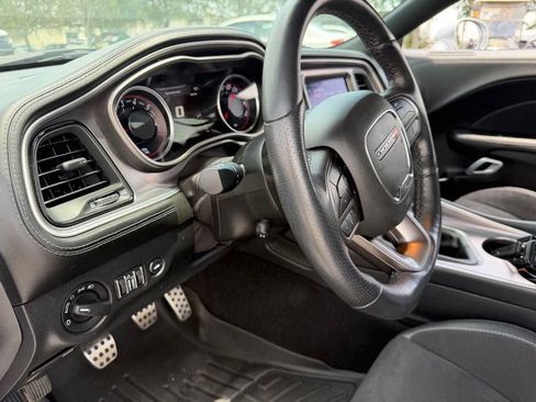 Used 2021 Dodge Challenger R/T Scat Pack RWD image 17