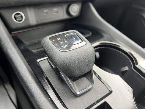 Used 2021 Nissan Rogue SV image 34