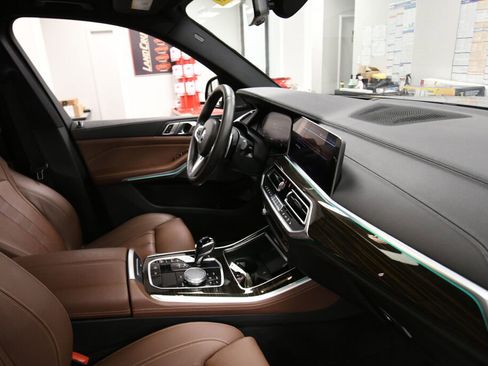 Used 2020 BMW X5 M50i w/ Premium Package AWD/4WD image 31